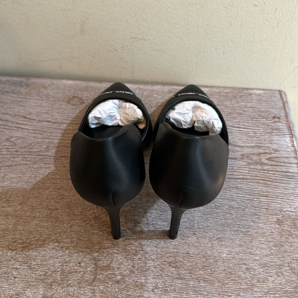 DKNY Rosetta Dorsay Pump- Black- Size 6- NIB - Picture 3 of 8